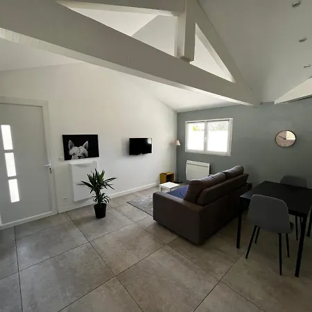 Maison Independante 42m2. Calme Et Verdure :) 3*